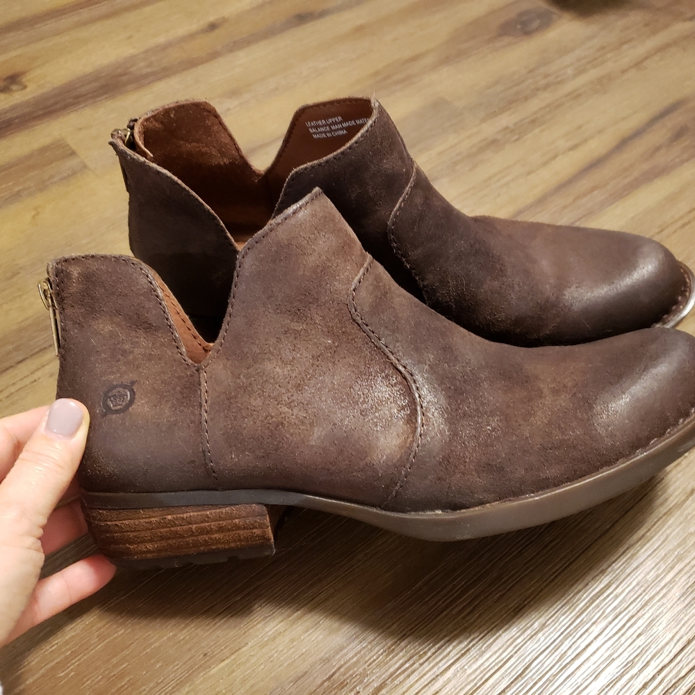 Born boots